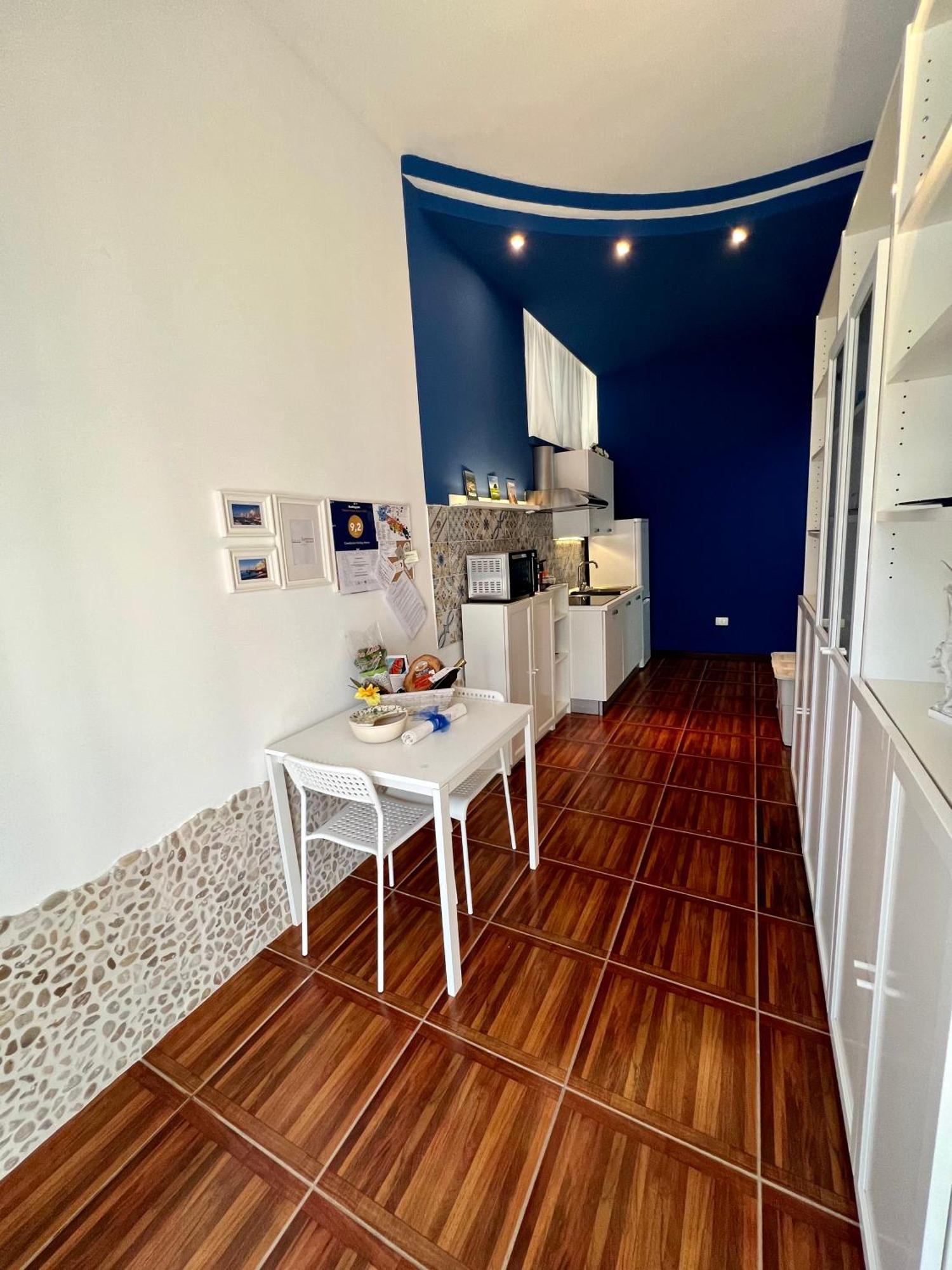Casadamare Holiday Home Giovinazzo Eksteriør billede
